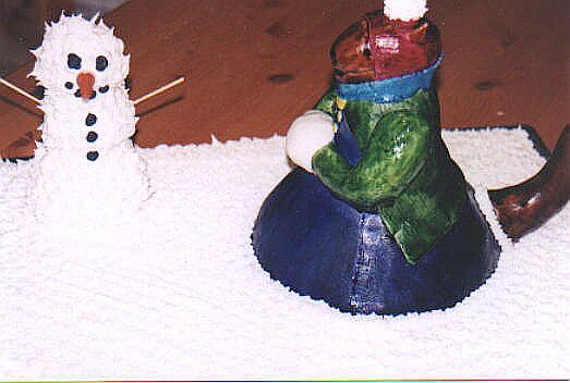 Kangaroo in Snow Cake - Full Side View